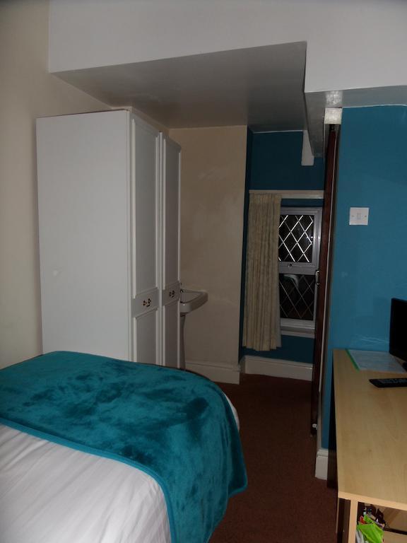Single Room,1584570834:JPEG